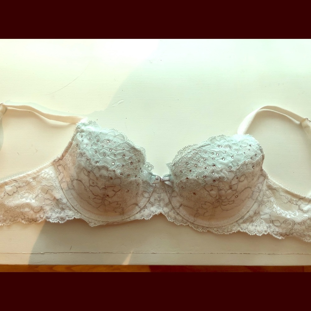 Victoria’s Secret rhinestone bra 32C